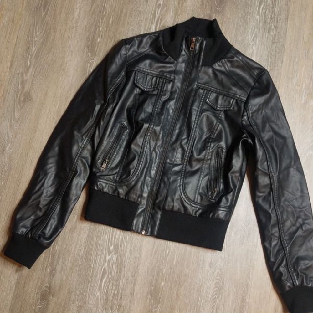Black Vegan Faux Leather Jacket (M) / Ci Sono